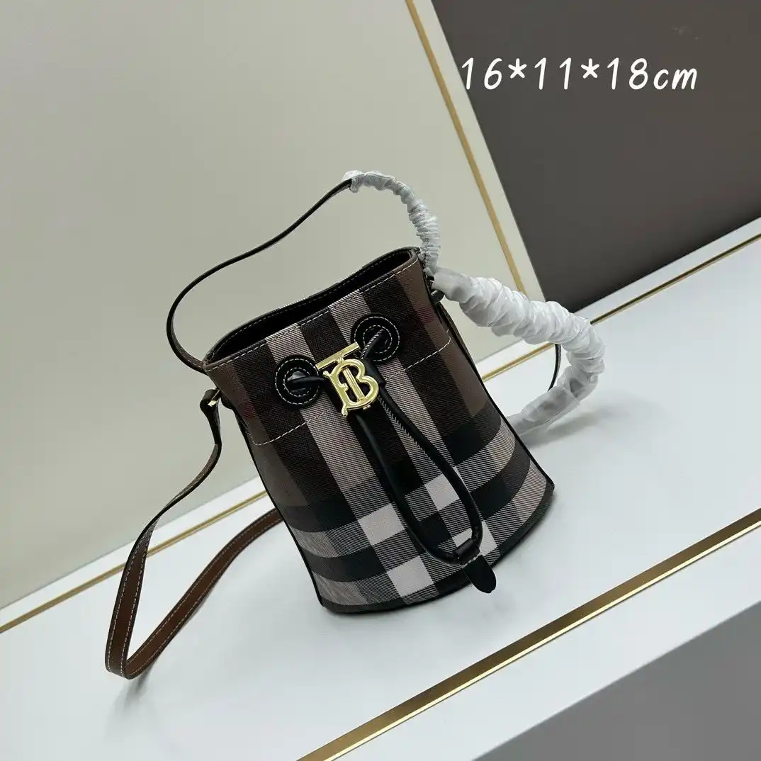KK02950 (21).webp
