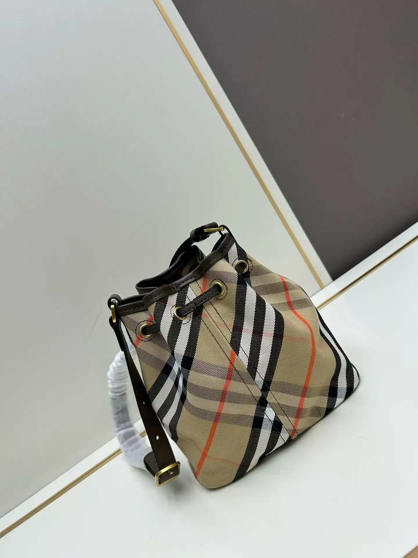 KK02850 (3).webp