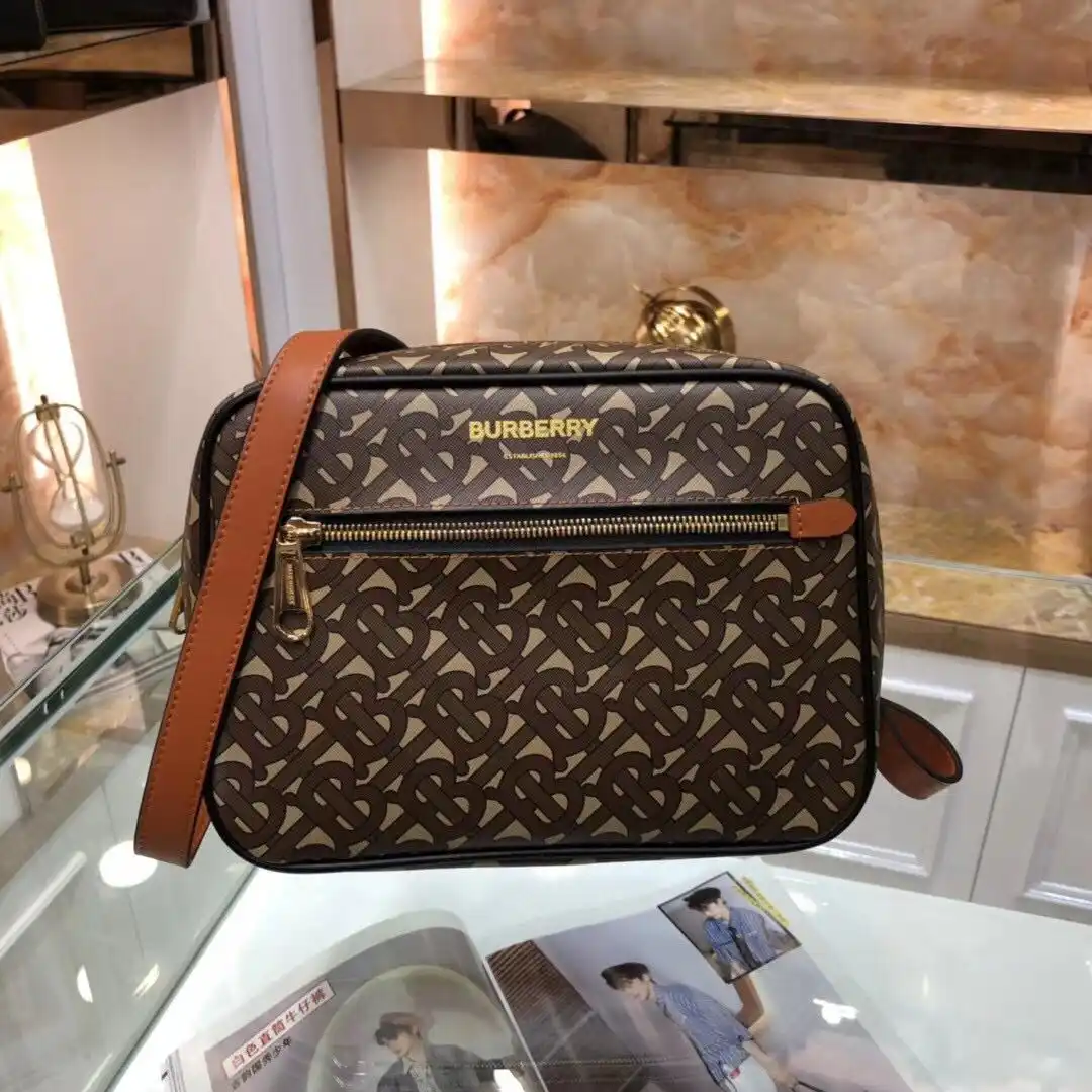 KK02650 (1).webp