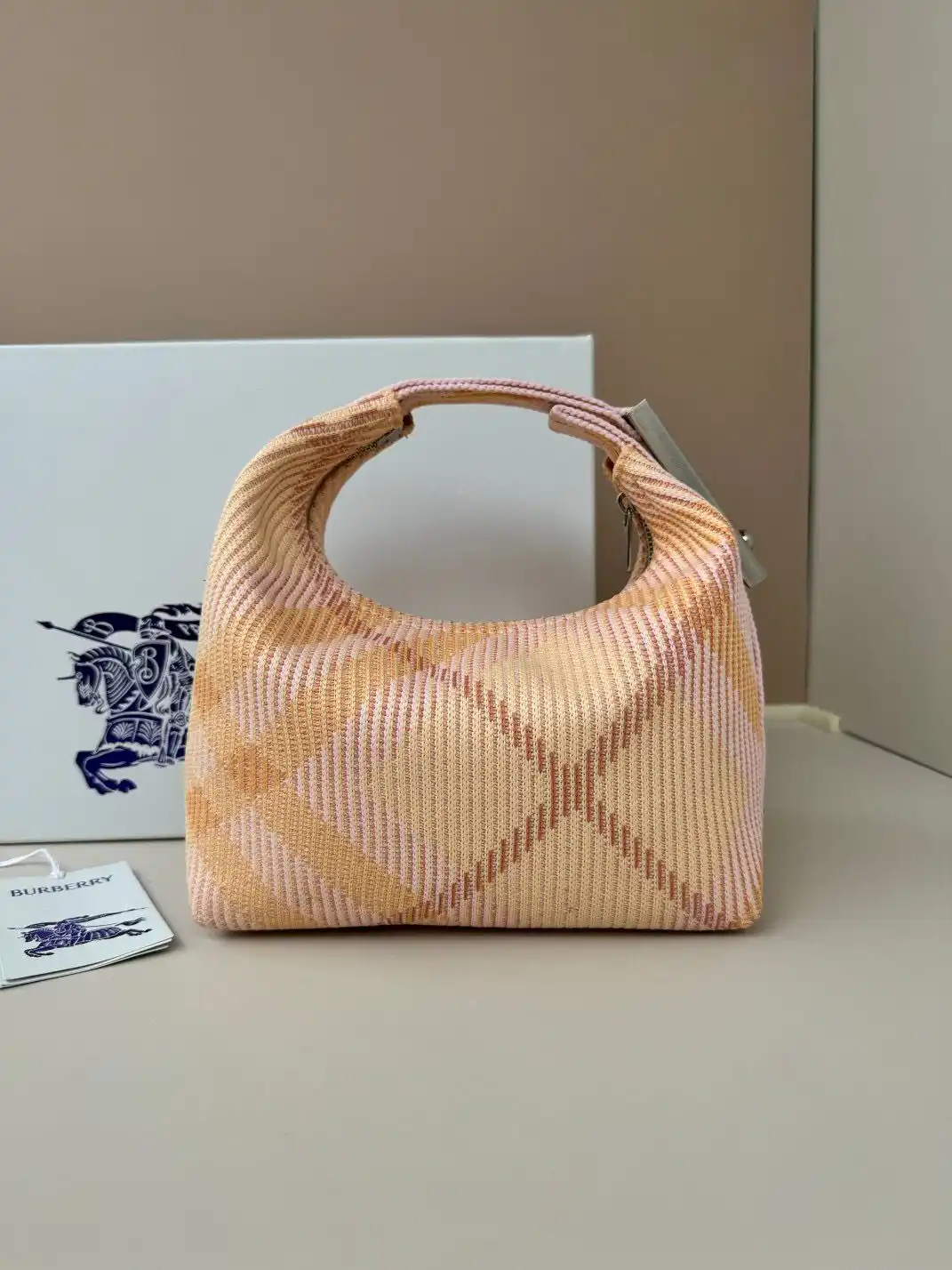 KK04350 (7).webp