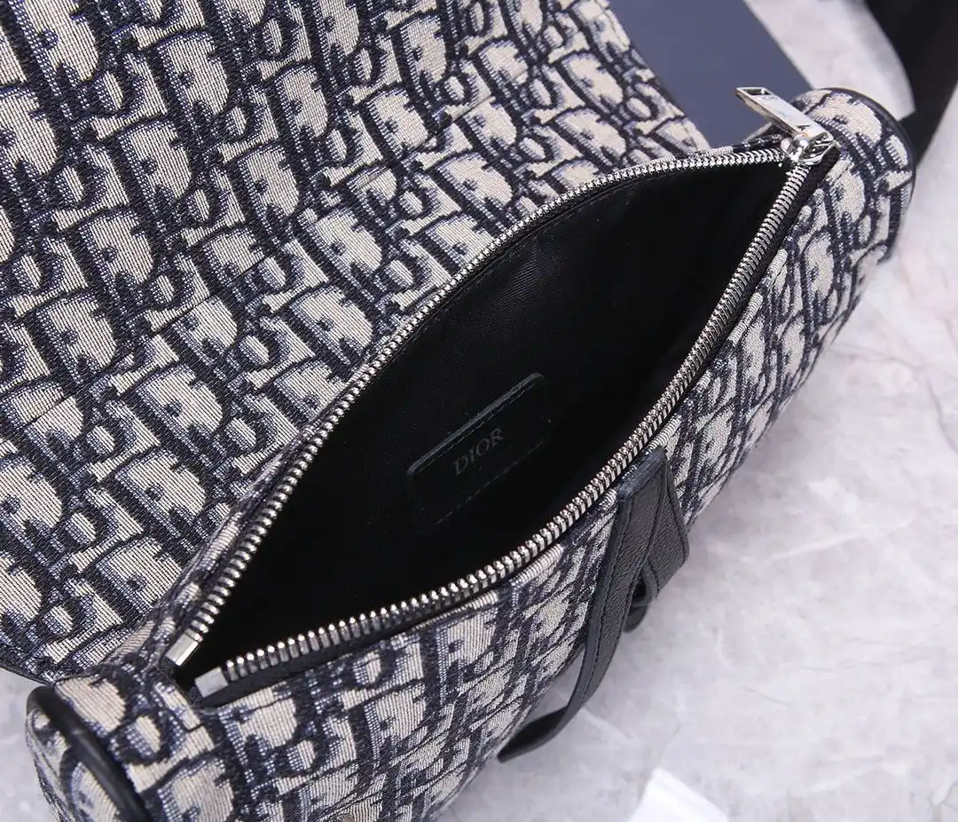 KK03450 (15).webp