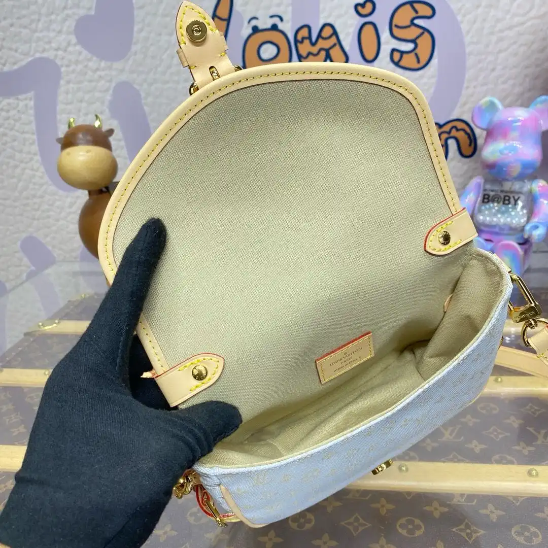 KK04350 (5).webp