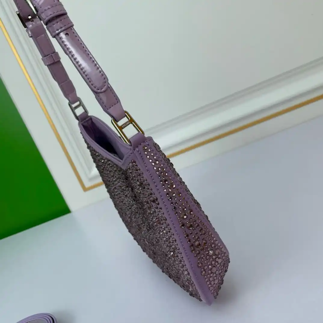 KK02450 (9).webp