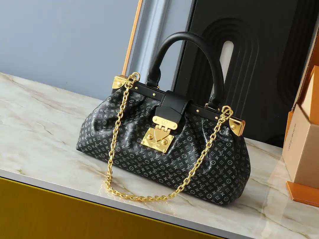 KK02250 (16).webp