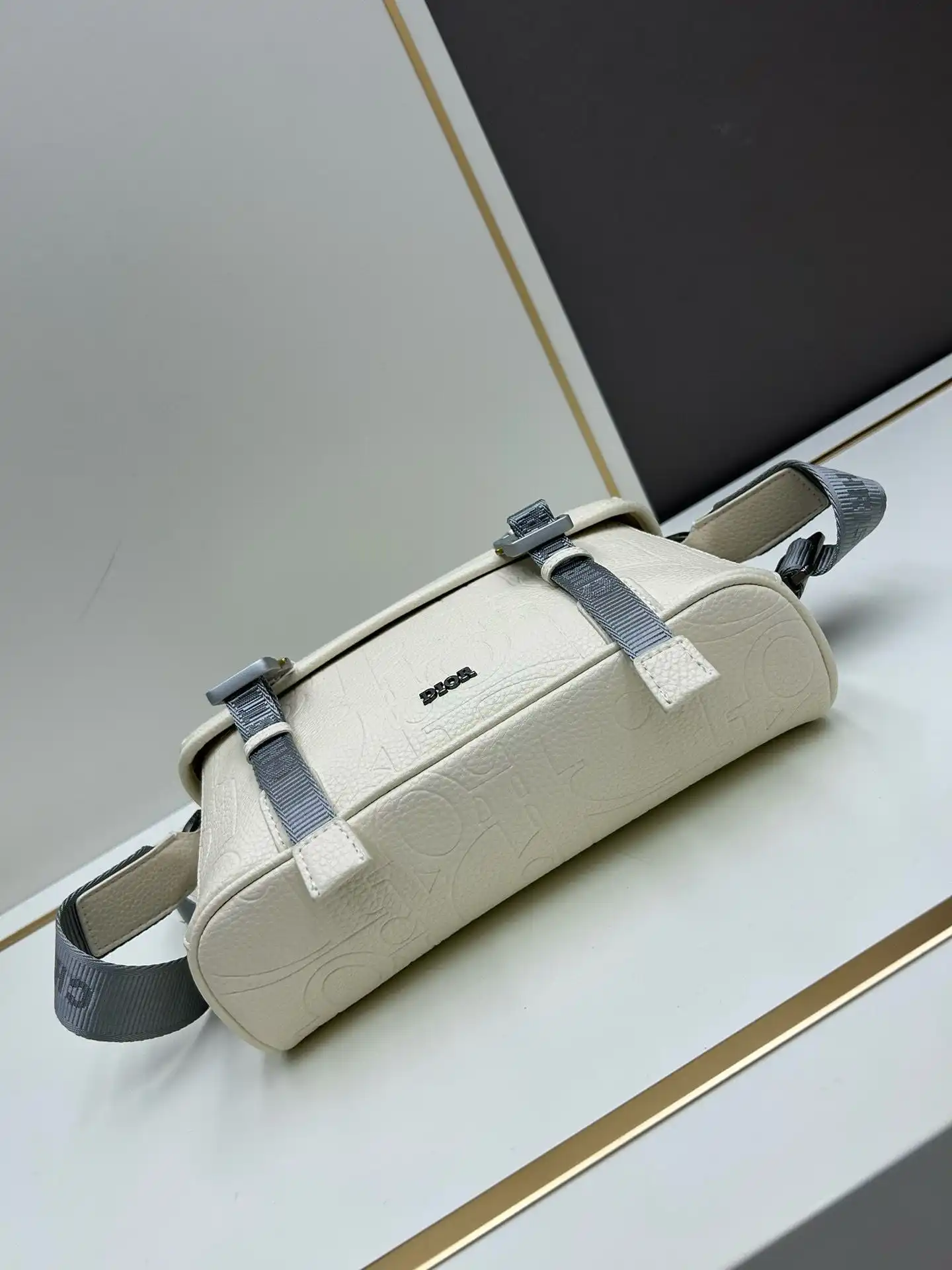 KK03350 (19).webp