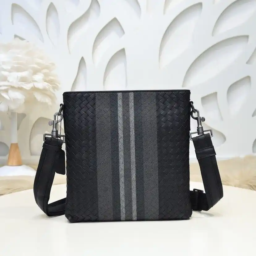 KK03850 (3).webp