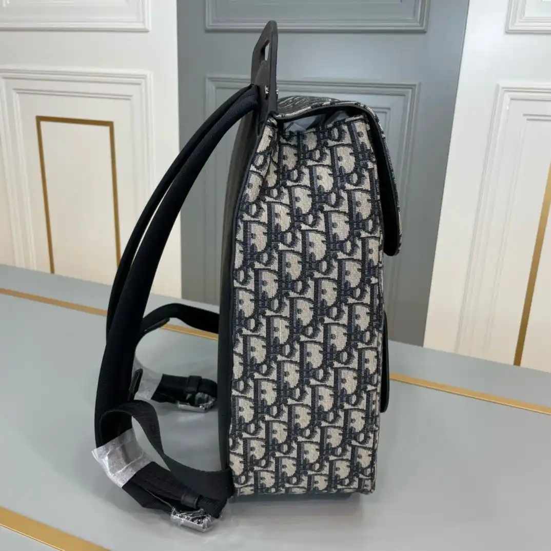 KK05450 (3).webp