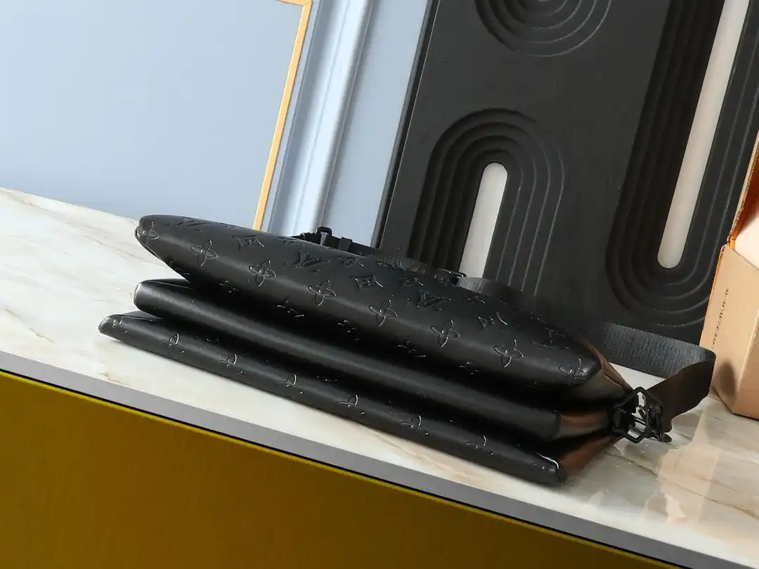 KK01750 (4).webp