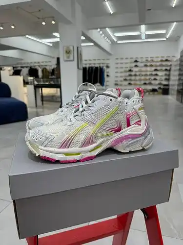 VG Paris 7 Runner White Yellow talla 346