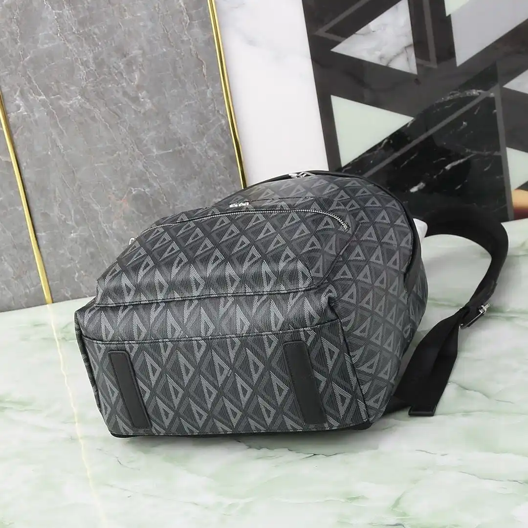 KK04350 (4).webp