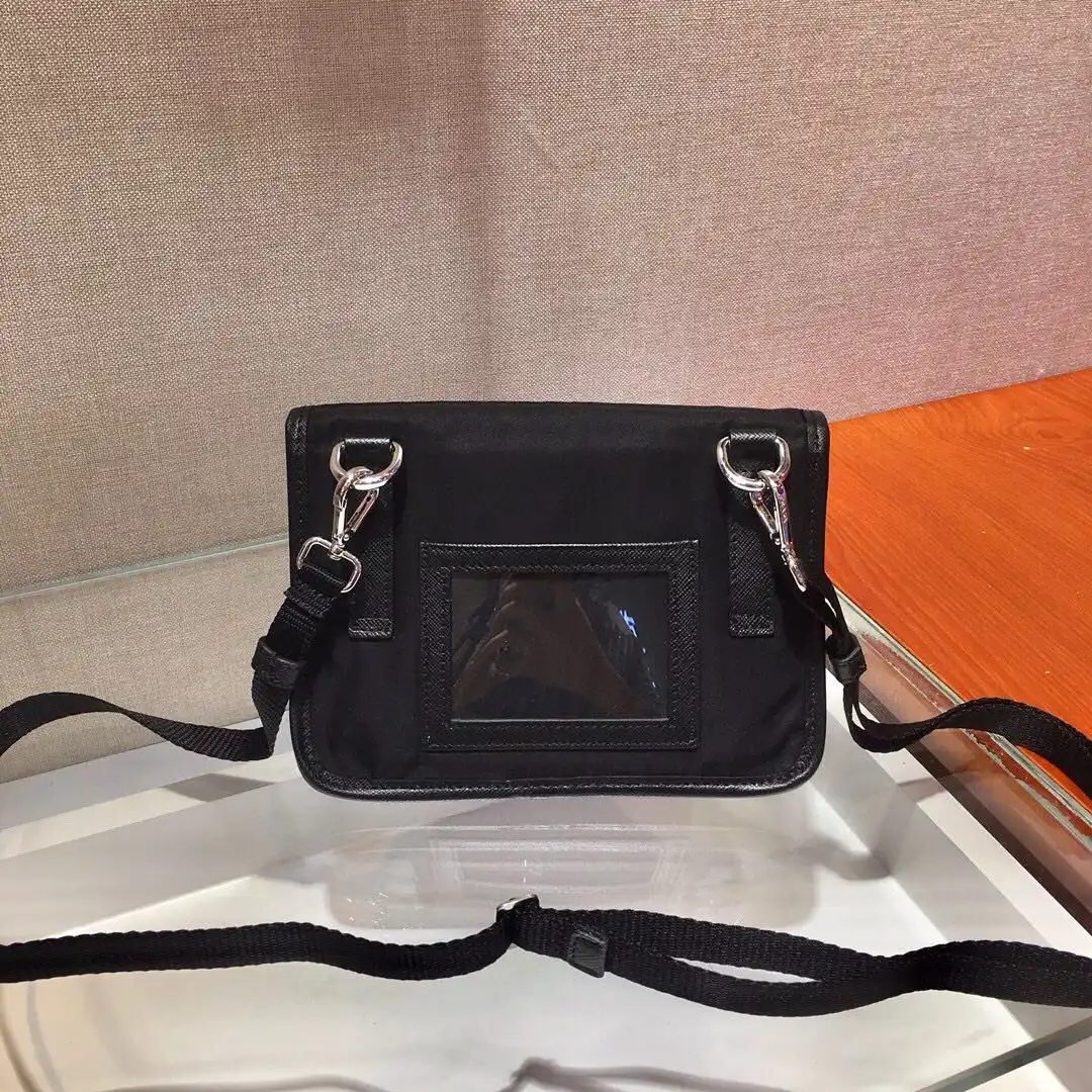 KK02450 (4).webp