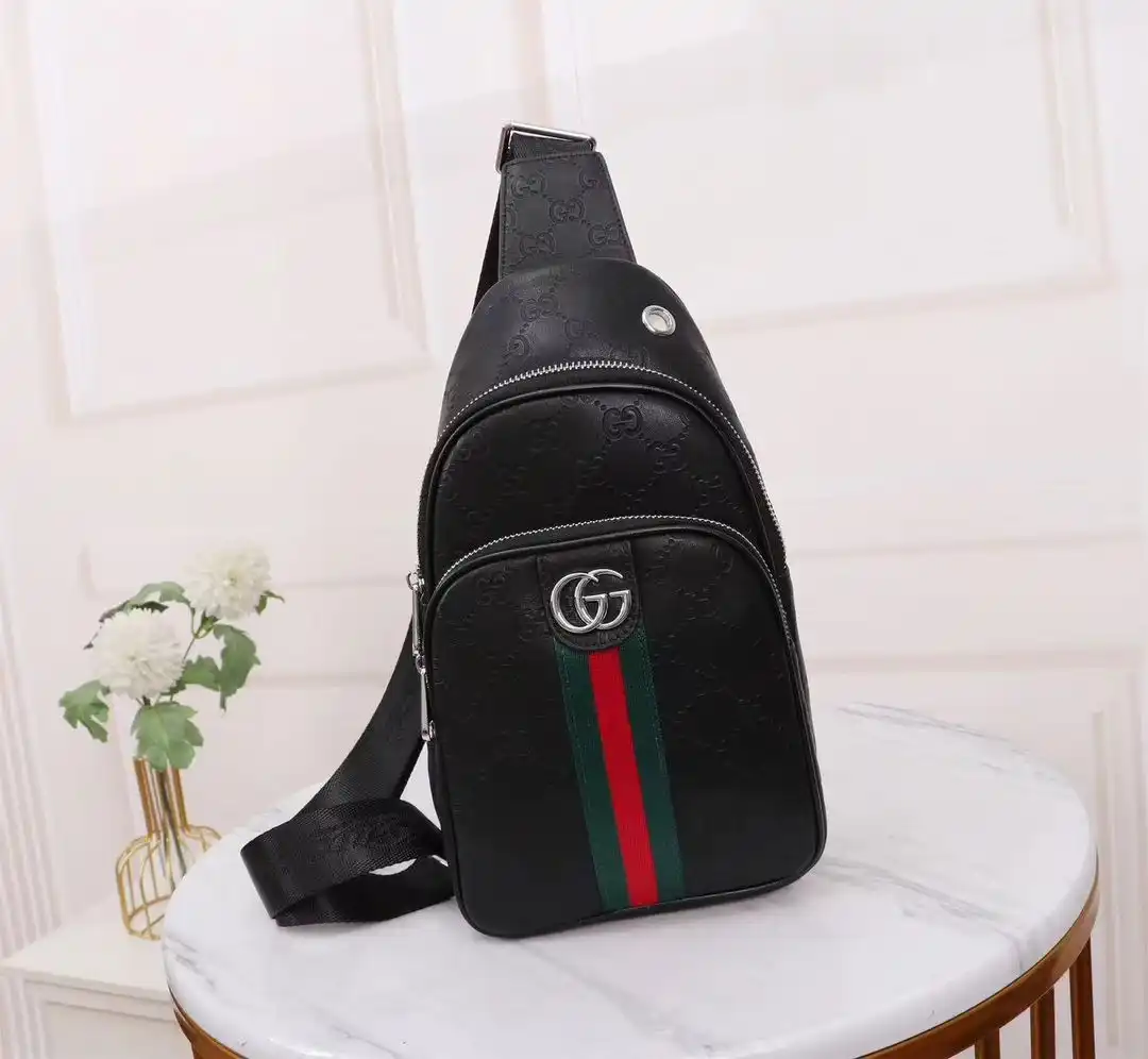AS002850 (1).webp