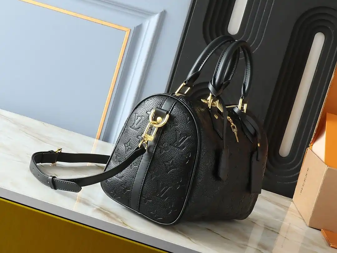 KK01650 (12).webp