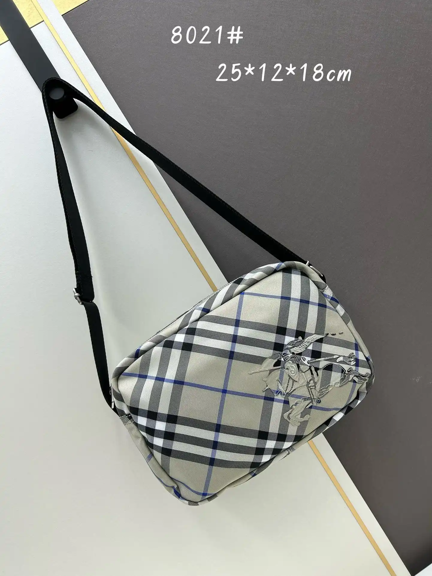 KK02950 (1).webp