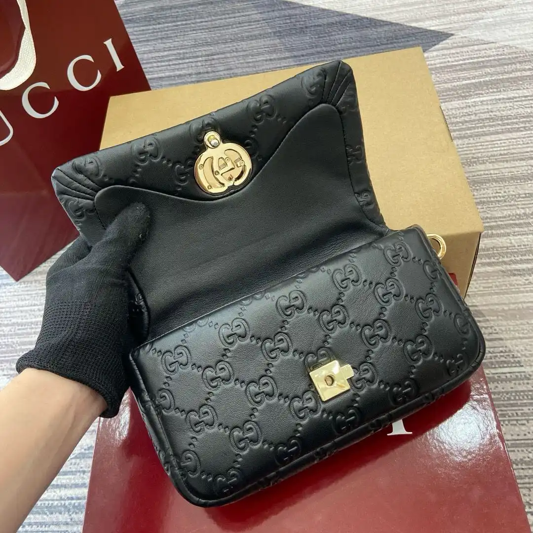 KK05050 (25).webp