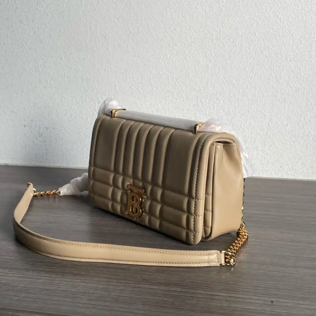 KK04750 (28).webp