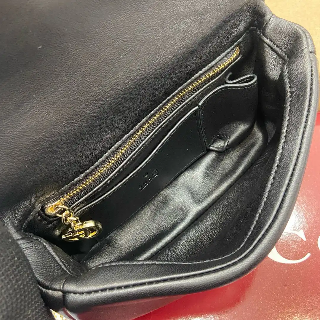 KK05050 (19).webp