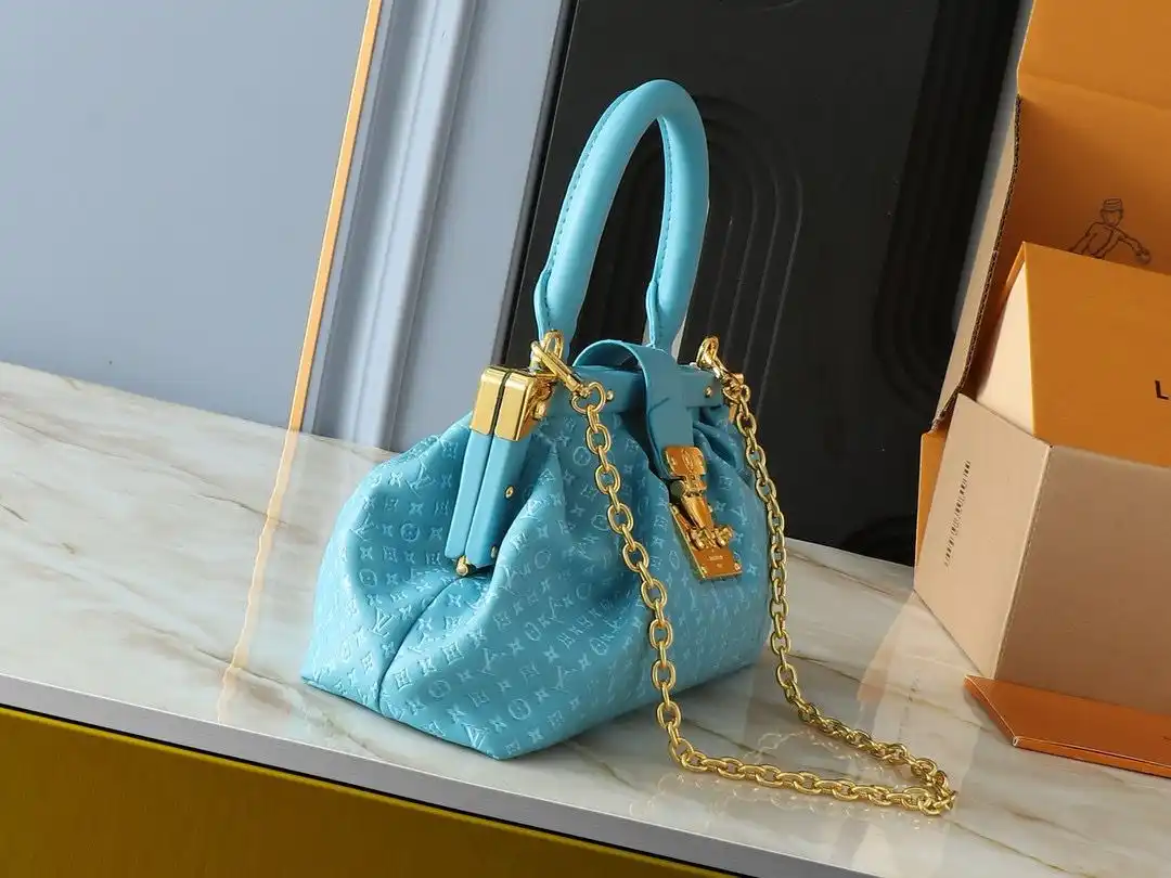 KK02250 (7).webp