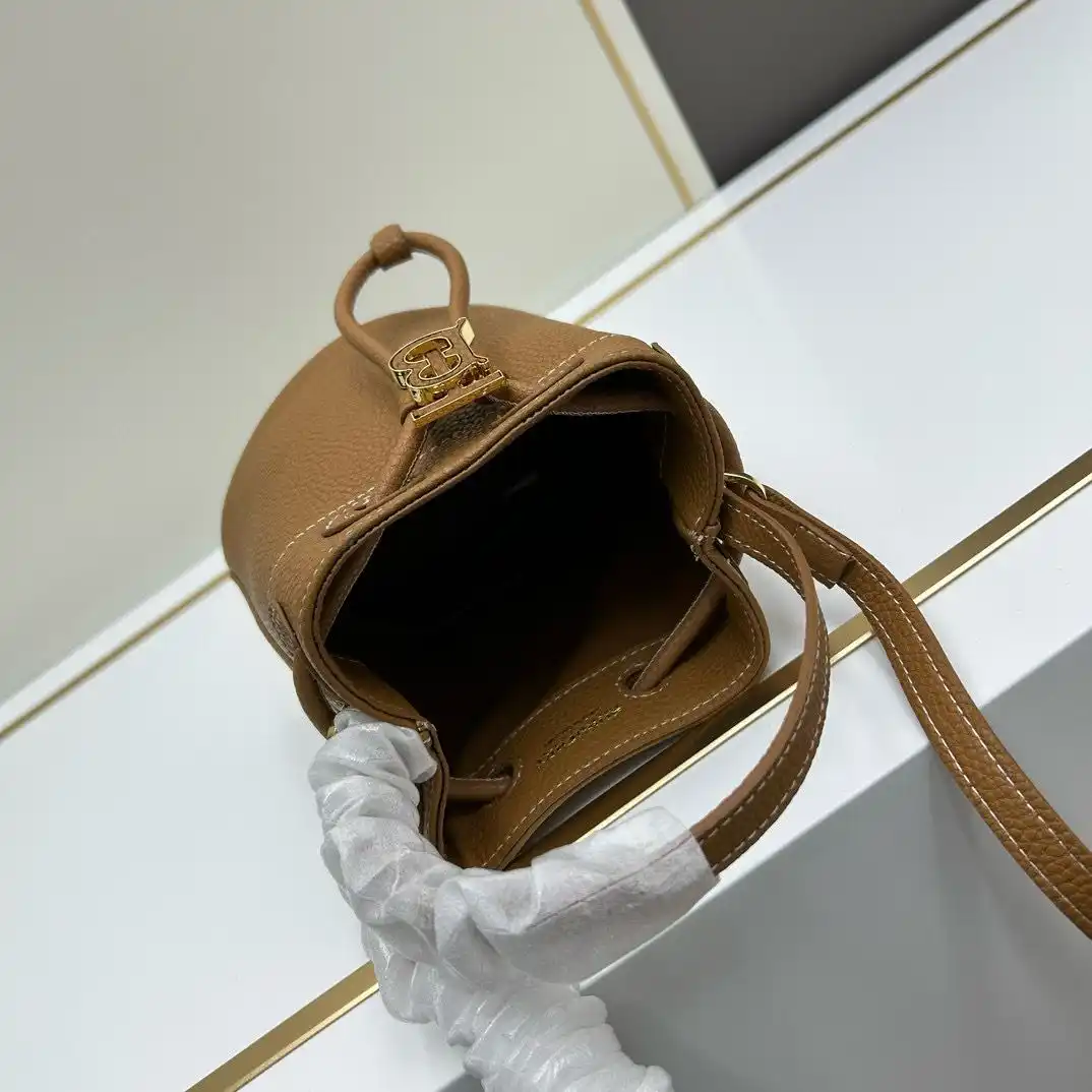 KK02950 (5).webp