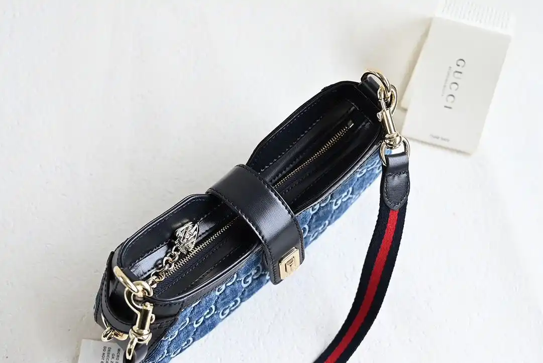 KK03850 (2).webp