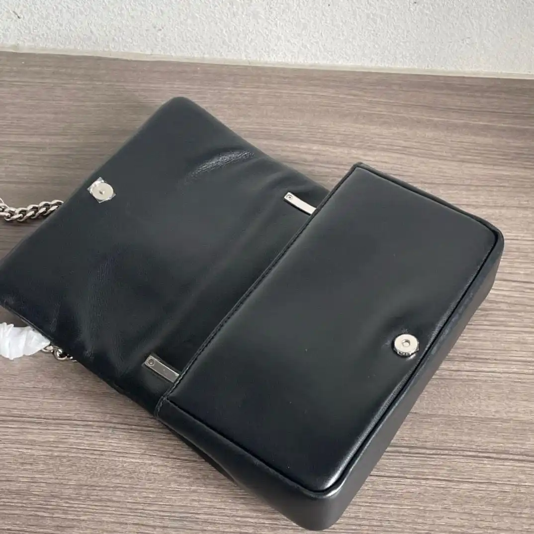 KK04750 (10).webp