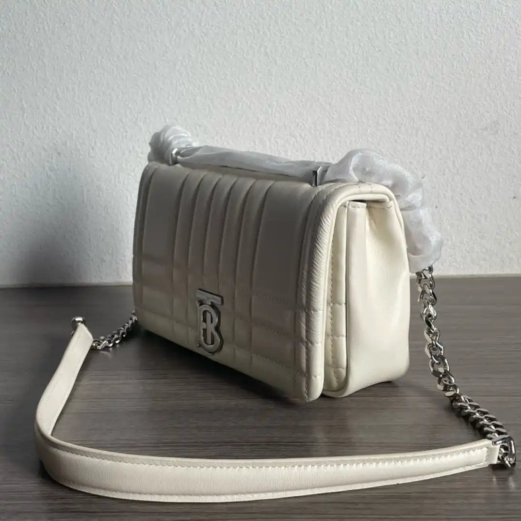 KK04750 (23).webp
