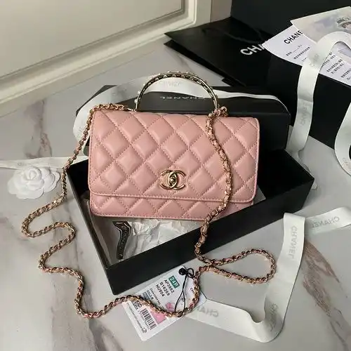 Paquete de cadena Chanel Xiaoxiang bolso de mujer Xiaoxiang bolso bolso de regalo de entrega grabado
