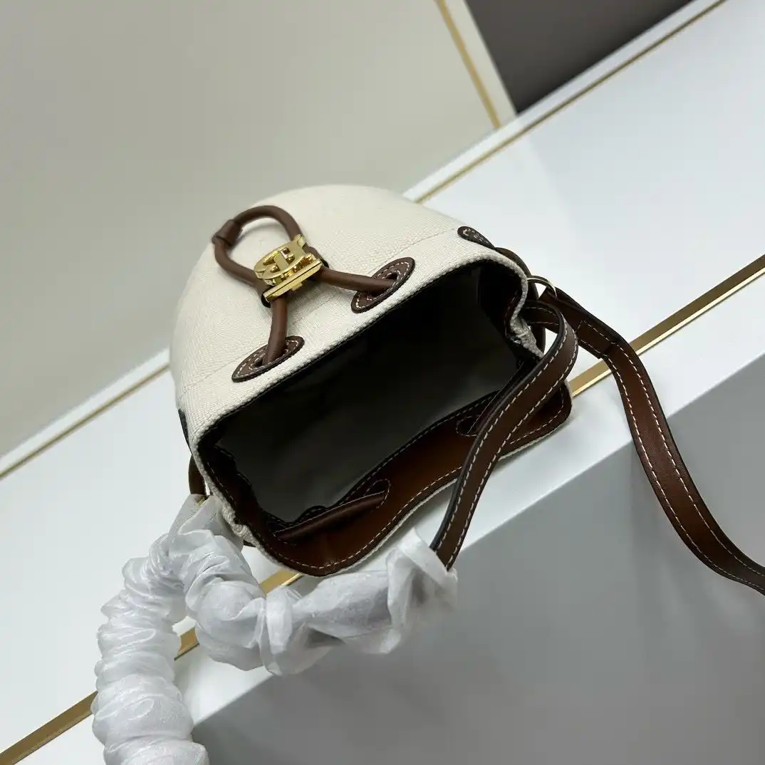 KK02950 (10).webp