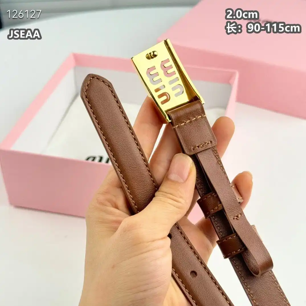 MF001250 (3).webp