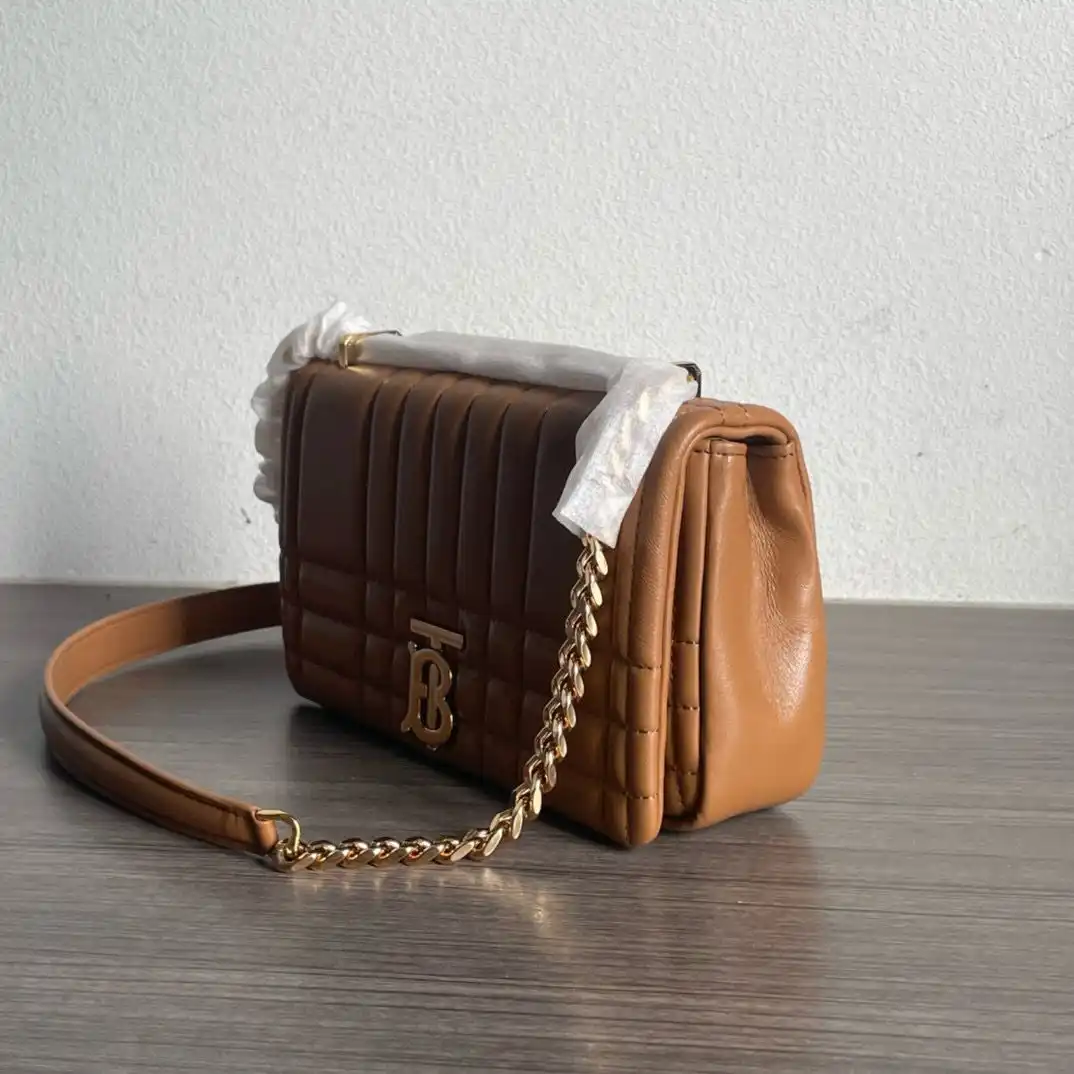 KK04750 (13).webp