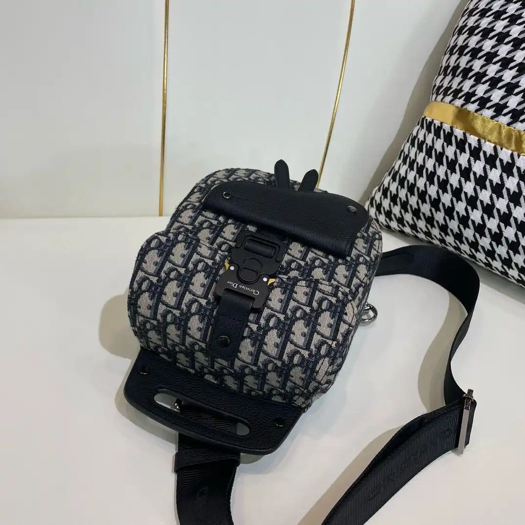 KK04450 (4).webp
