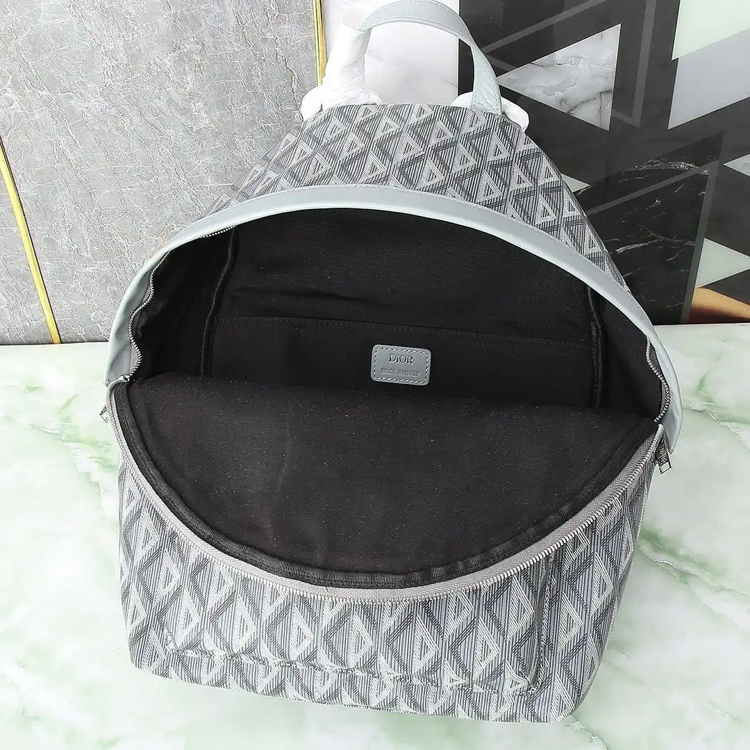 KK04350 (10).webp