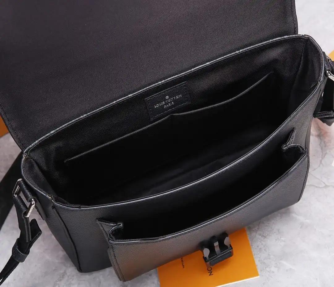KK03550 (5).webp