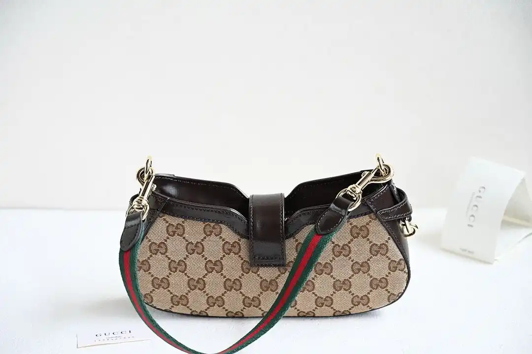 KK03850 (10).webp