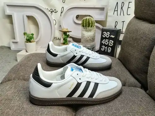 El clásico original del 31d9e Adidas Samba og b75x80g6, con casi 70g de historia, está hecho de terc