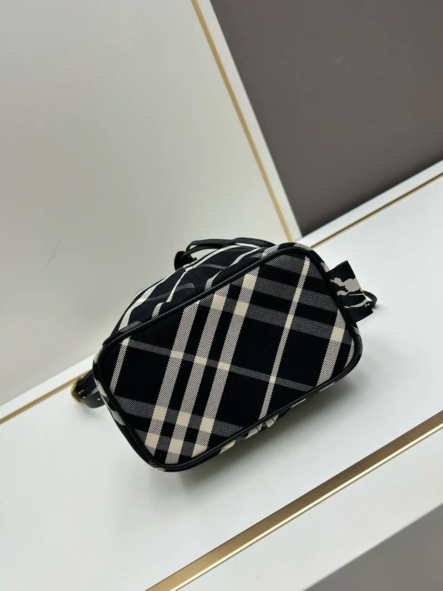 KK02850 (10).webp