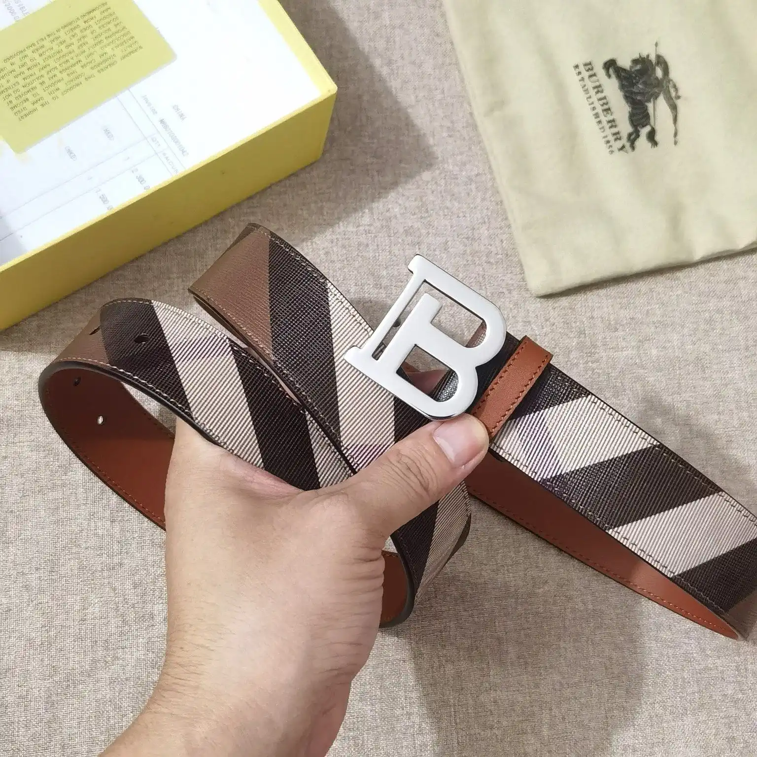 SD001250 (11).webp