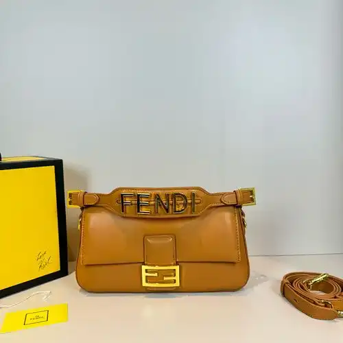 Empleados de fendi, Sra. baofendi, bolsos de fendi, bolsos de regalo de entrega de alta gama importa