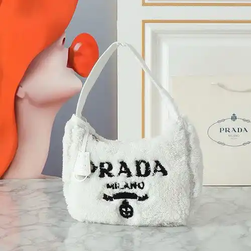 Bolsa axila Prada bolsa Prada bolsa femenina Prada bolsa de regalo de entrega de alta calidad de pie
