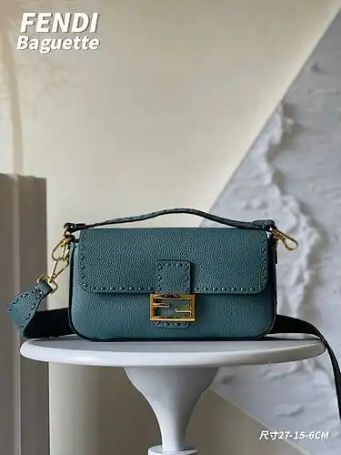 Empleados de Fendi Bao Fendi Sra. Bao Fendi bolsos correccionales importados de cuero de alta calida