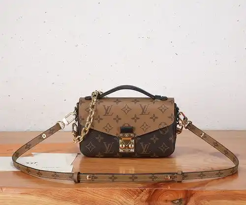 LV bolso de hombro único LV bolso de mujer LV bolso diagonal importado de la mejor bolsa de regalo d