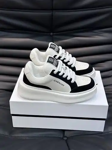 Givenchy Men 's Shoe Code B8 talla 3844