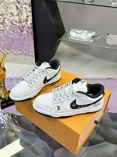 Zapatos masculinos y femeninos conjuntos LV talla 9c4 talla 34