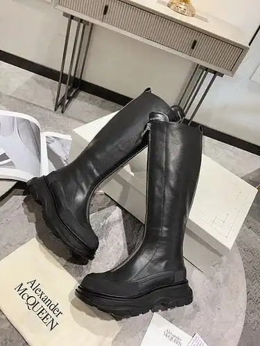 Zapatos femeninos McQueen talla 9E talla 34