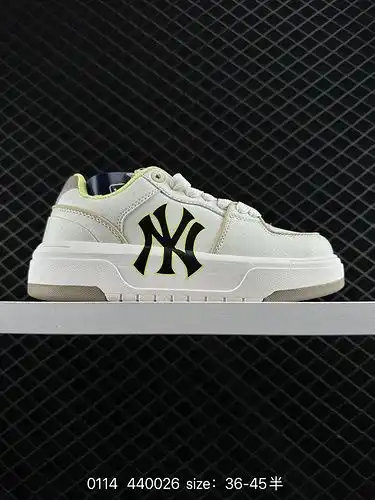 El 1d30g MLB es una marca deportiva perteneciente al fampf coreano y es una colección de zapatos pad