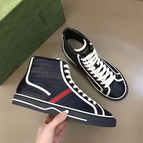 Gucci Código de zapatos masculinos y femeninos B8 Código femenino 339 Código masculino 3844