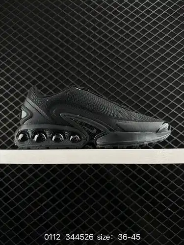 La nueva zapatilla Nike Air Max DN 1d30g es una elegante zapatilla de correr que ofrece una experien