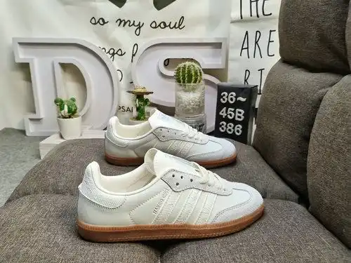 386das Samba ji39e9e3 es el clásico Originals de hace casi 70g años. el terciopelo original se utili