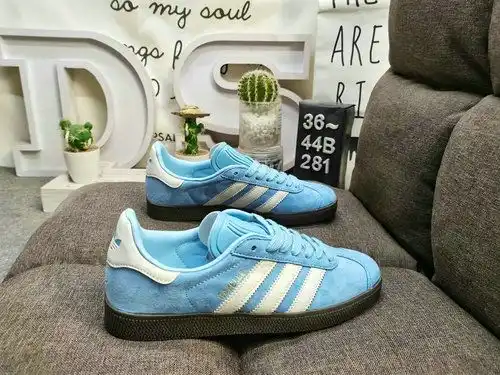 2c81dd Adidas Originals Gazelle zapatos interiores de trébol retro, casual, antideslizante y resiste