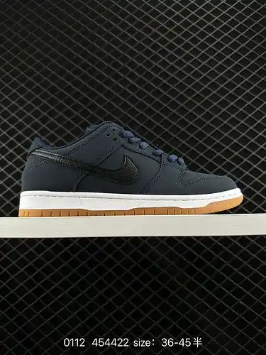 El sistema de media yarda estándar real de zapatos masculinos y femeninos 1d1d0g Nike actualiza la v